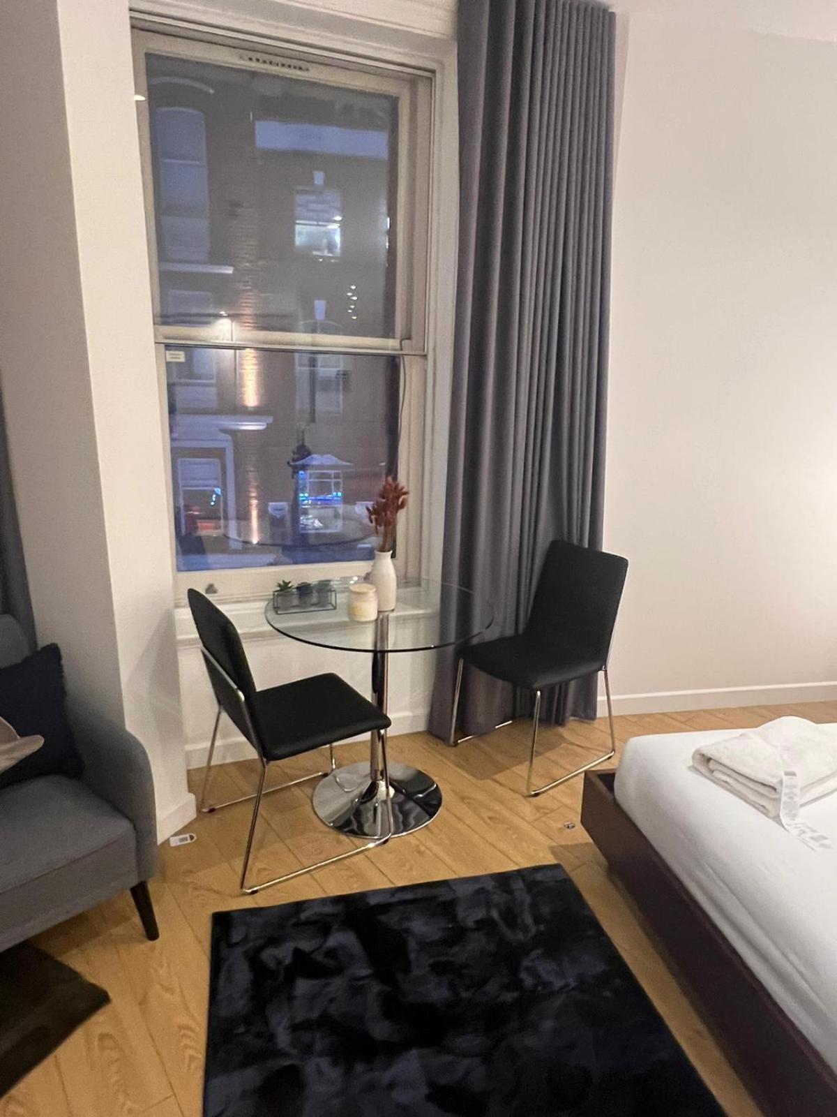 Tranquil 1 Bedroom Retreat In Piccadilly Vr4 London Exterior photo