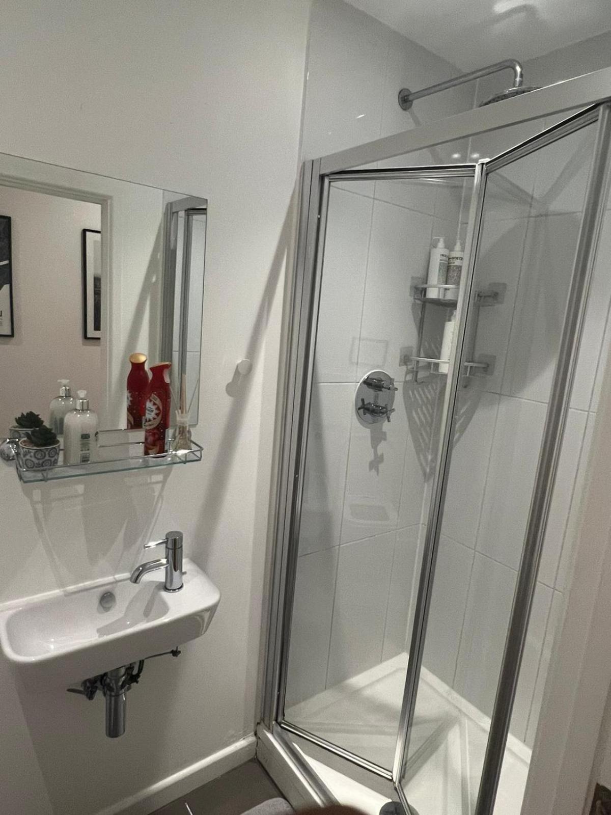 Tranquil 1 Bedroom Retreat In Piccadilly Vr4 London Exterior photo